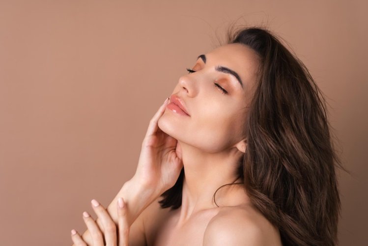 Proven Remedies for Achieving Glowing Skin